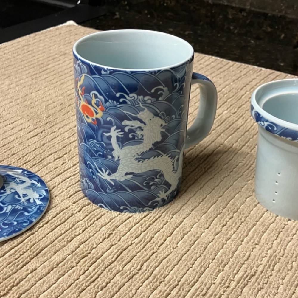 Three piece Dragon Tea Cup with Infuser and Lid - Picture 3 of 5